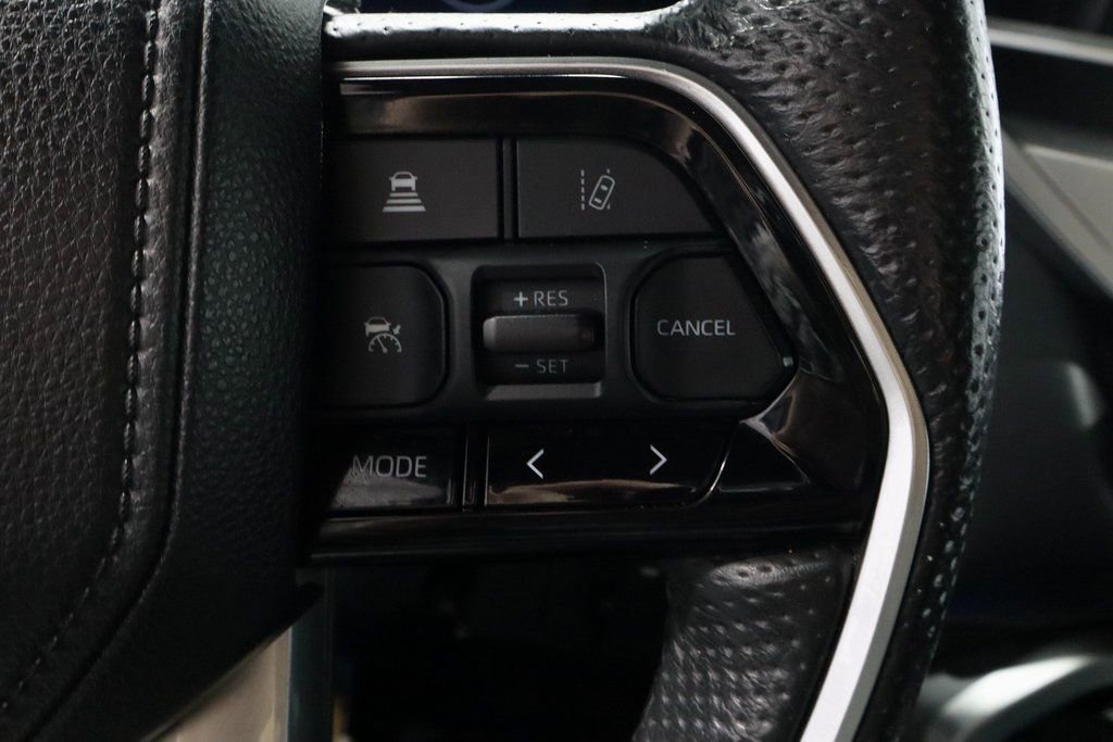 Used 2024 Toyota Tundra Platinum image 28