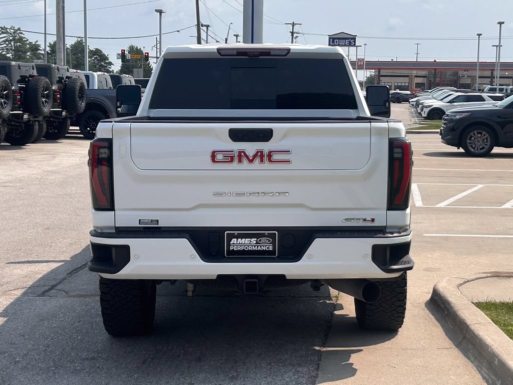 Used 2025 GMC Sierra 2500 AT4 w/ AT4 Premium Plus Package AWD/4WD image 6