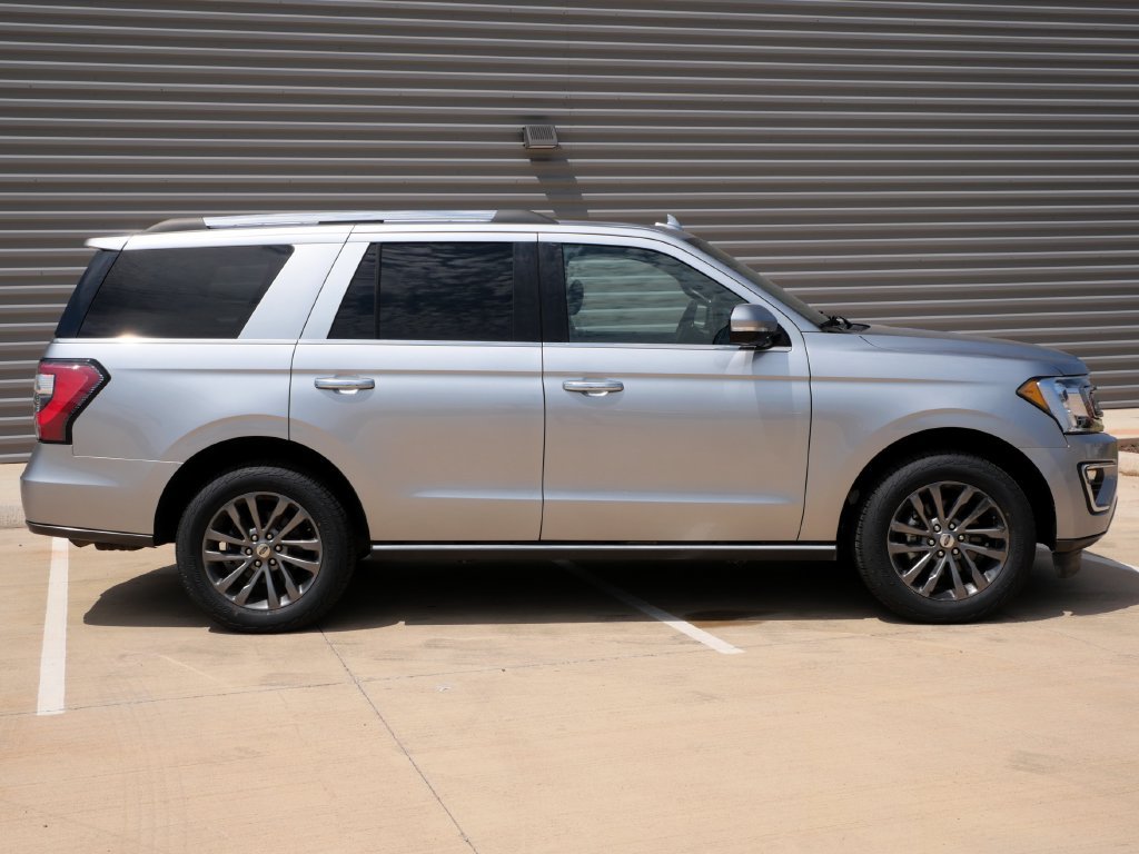 Certified 2021 Ford Expedition Limited AWD/4WD image 2