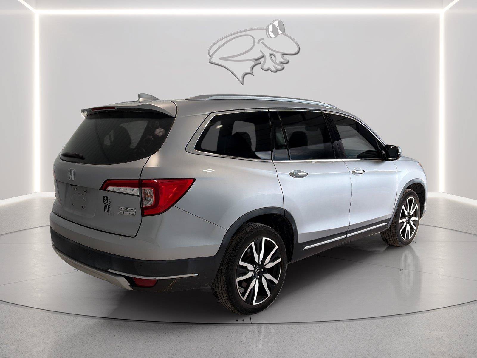 Used 2019 Honda Pilot Touring image 5