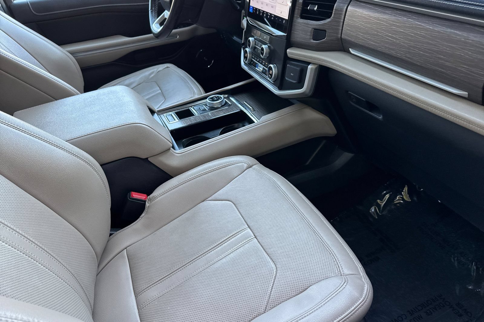 Certified 2024 Ford Expedition Max Limited RWD image 20