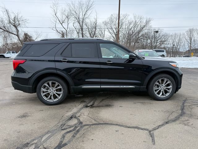 Certified 2023 Ford Explorer Limited w/ Equipment Group 301A image 4
