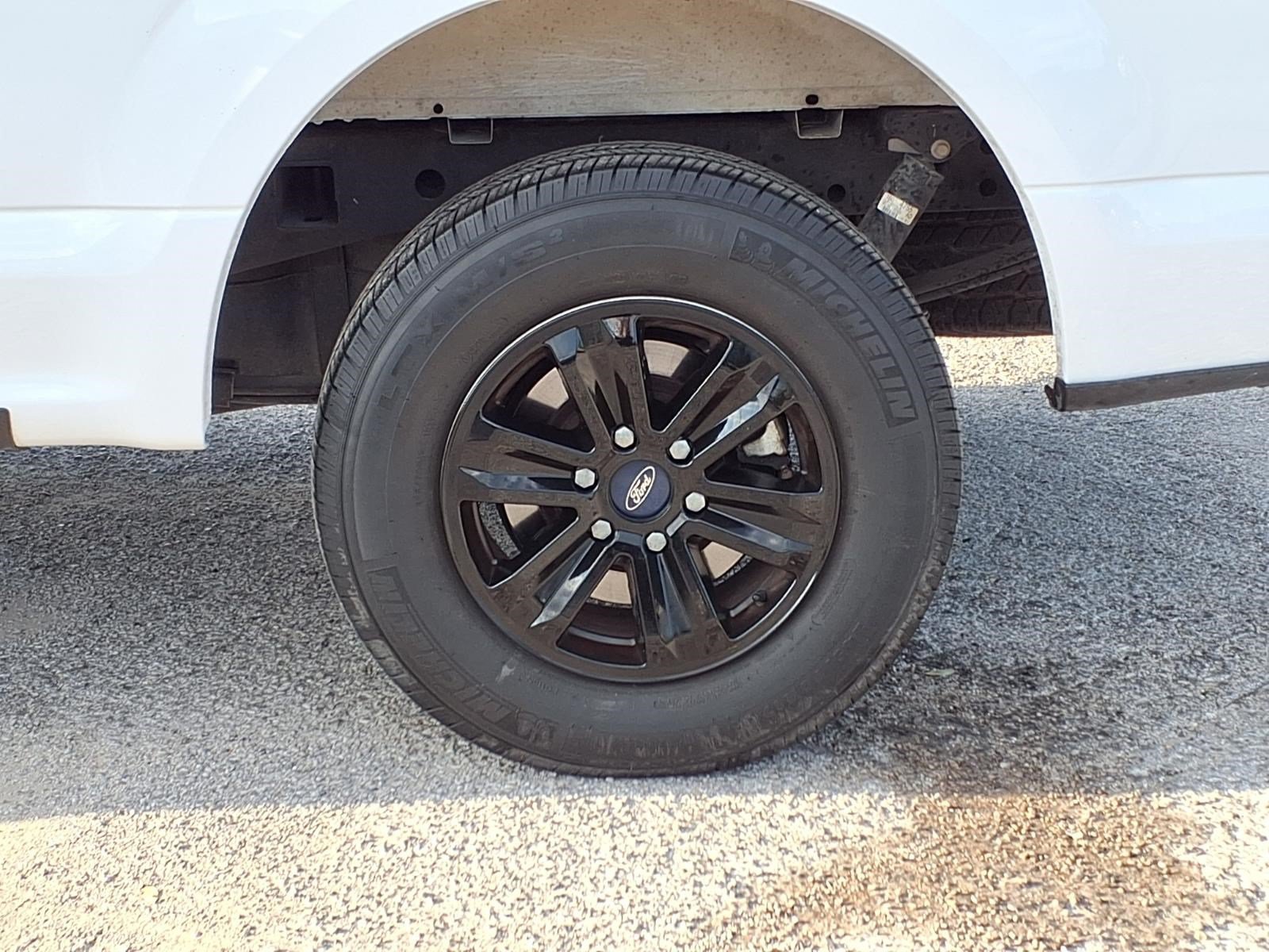Certified 2018 Ford F150 XLT RWD image 9