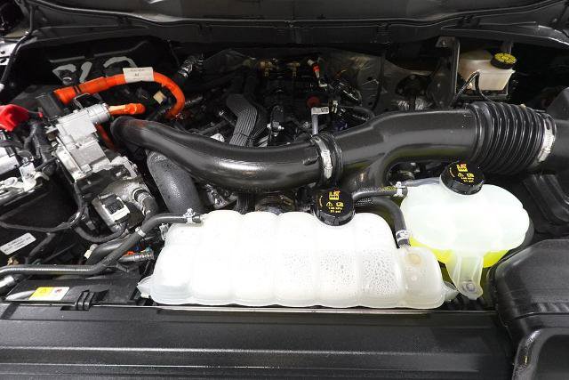 Certified 2024 Ford F150 Lariat AWD/4WD image 36