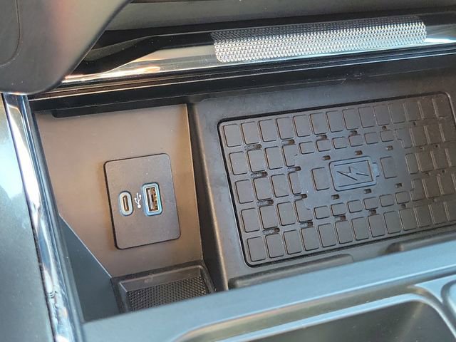 Certified 2023 Ford F150 Lariat w/ Equipment Group 502A High image 17