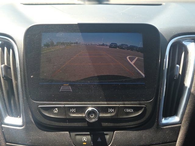 Used 2020 Chevrolet Malibu LT FWD image 27