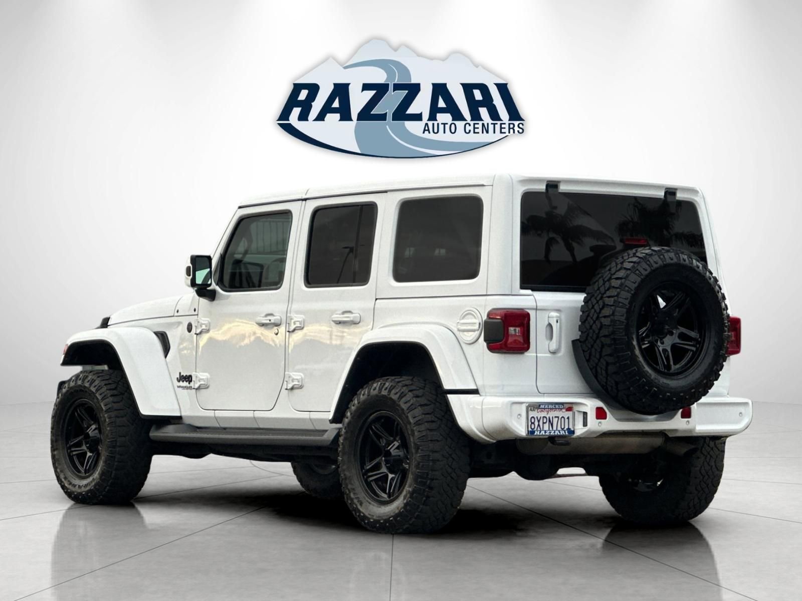 Used 2021 Jeep Wrangler Unlimited Sahara image 5