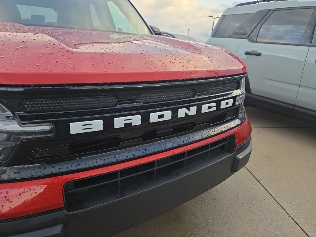 Certified 2023 Ford Bronco Sport Outer Banks w/ Tech Package AWD/4WD image 2