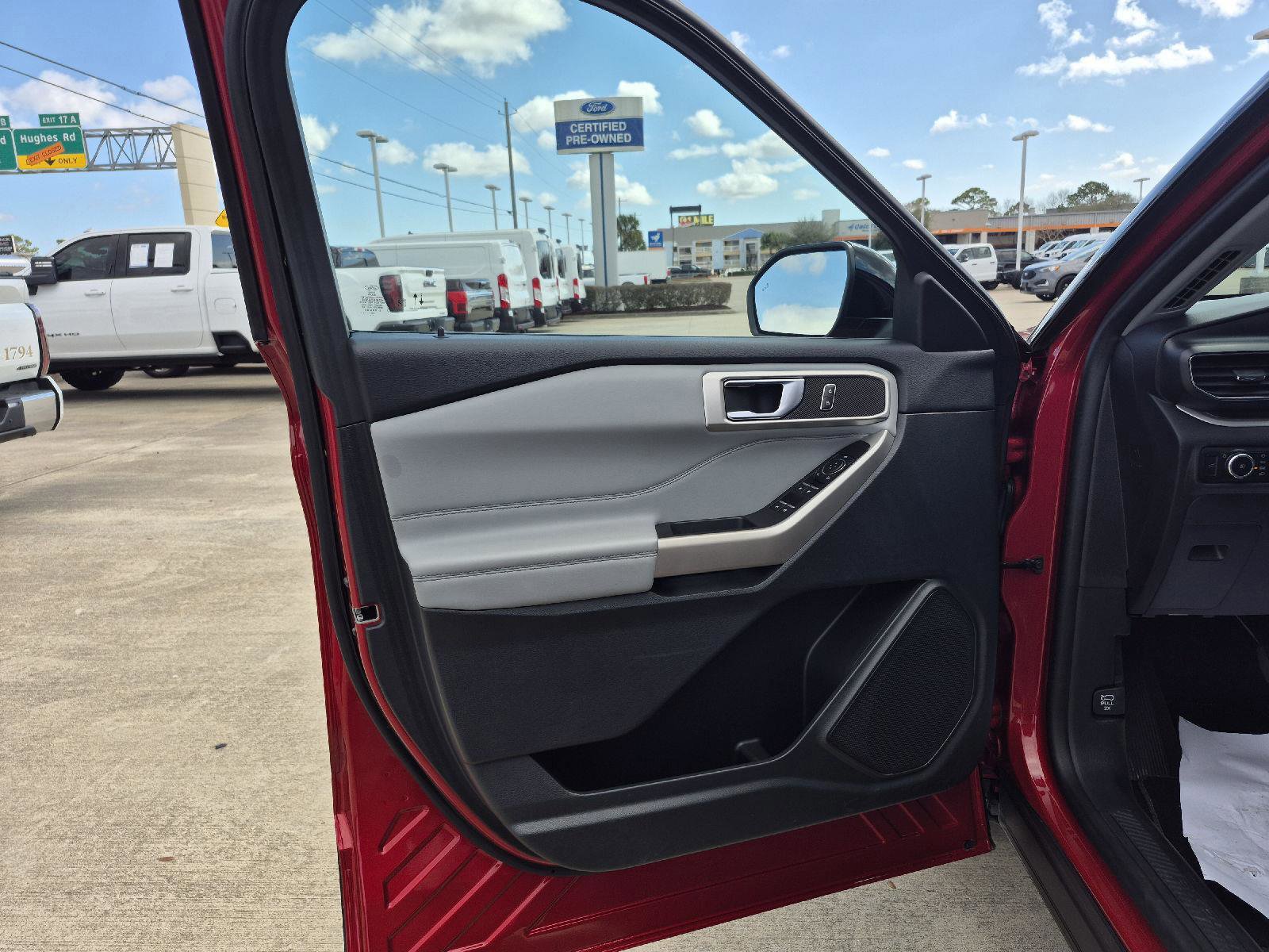 Certified 2023 Ford Explorer XLT w/ Equipment Group 202A image 13