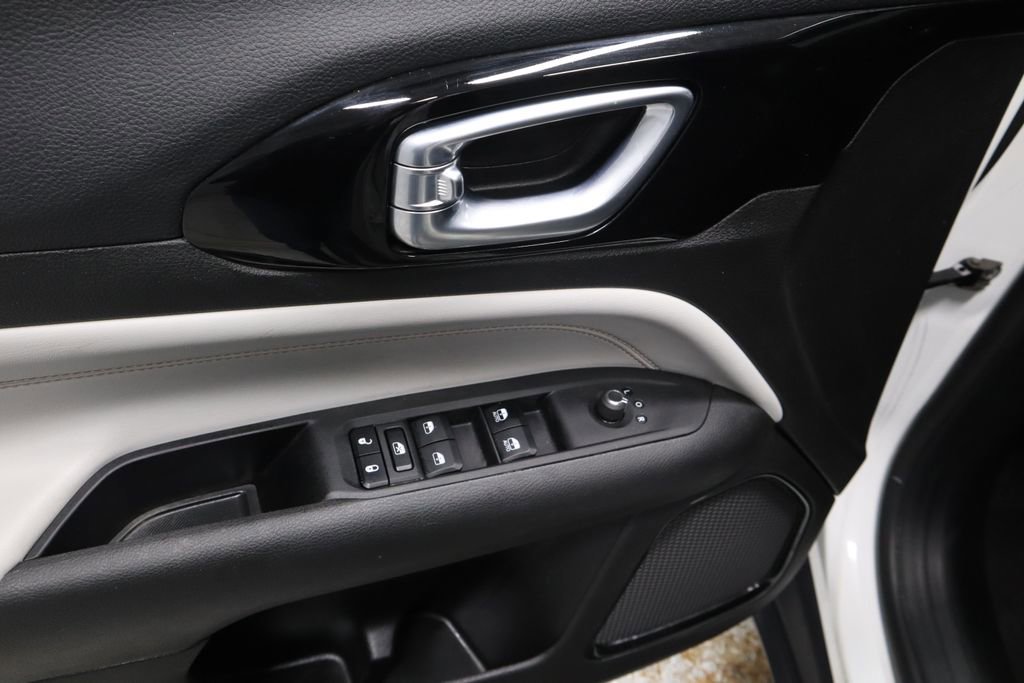 Used 2024 Jeep Compass Limited AWD/4WD image 23