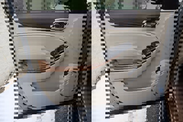 Used 2019 GMC Yukon Denali w/ Denali Ultimate Package image 26