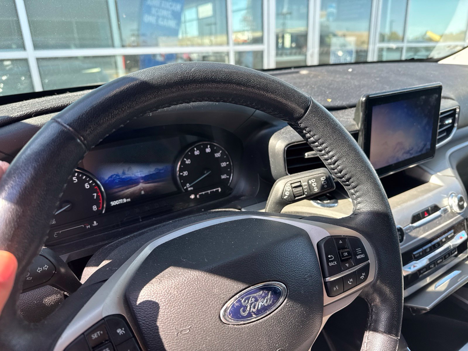 Certified 2021 Ford Explorer XLT w/ Equipment Group 202A AWD/4WD image 15