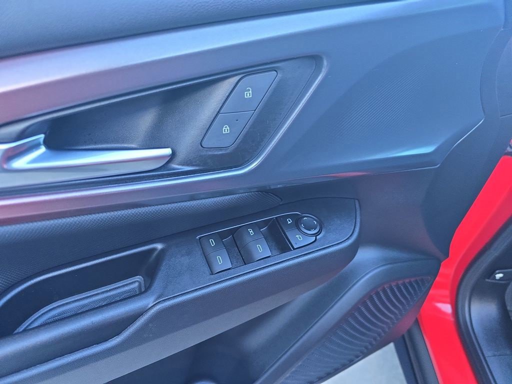 Used 2025 Chevrolet Equinox EV RS image 13