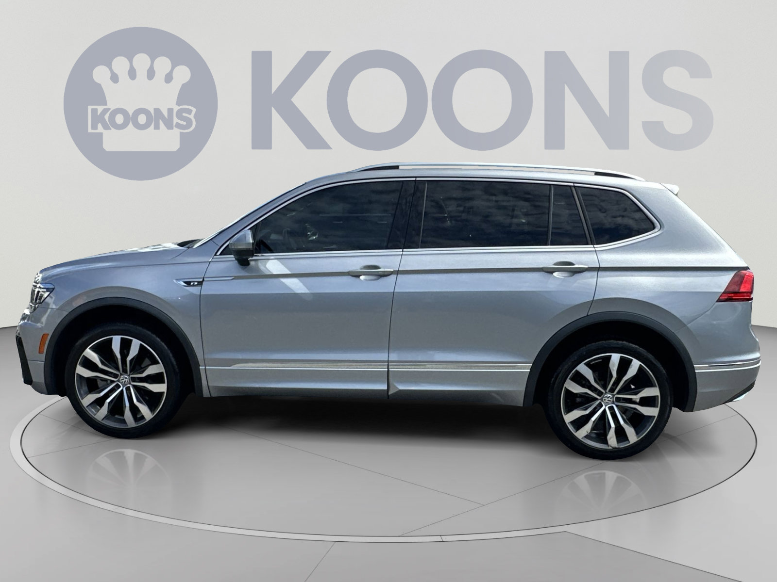 Used 2021 Volkswagen Tiguan SEL Premium R-Line AWD/4WD image 13