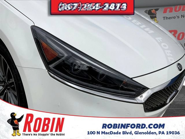 Used 2017 Kia Cadenza Premium w/ Luxury Package FWD image 31