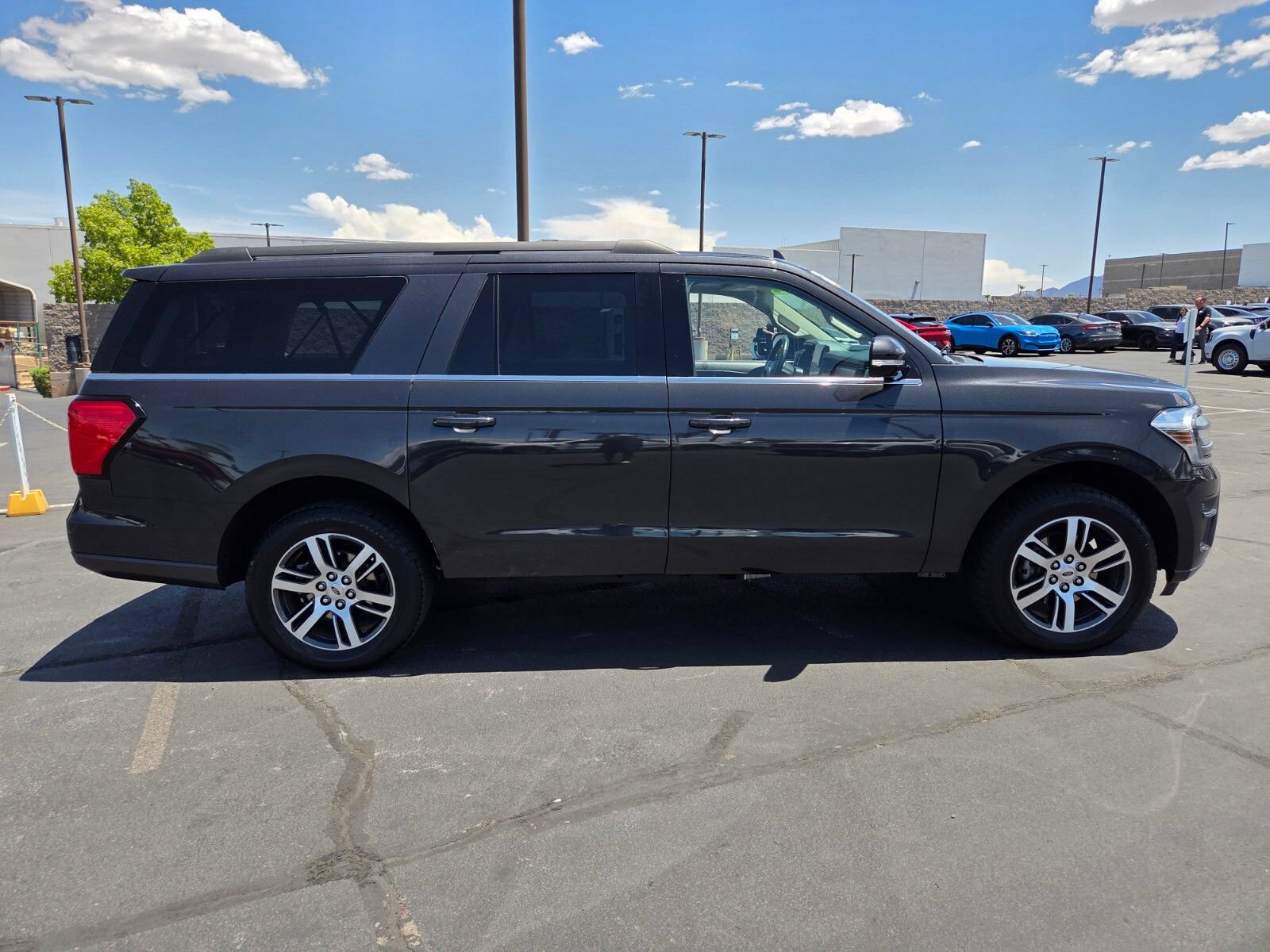 Certified 2023 Ford Expedition Max XLT RWD image 7