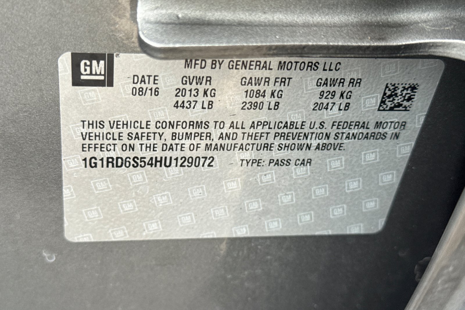 Used 2017 Chevrolet Volt Premier w/ Driver Confidence II Package FWD image 35