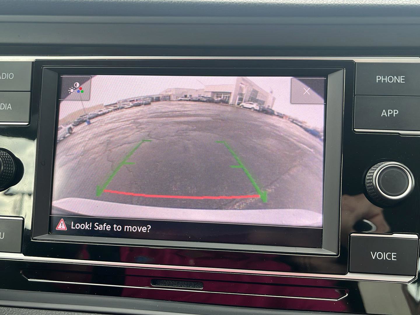 Used 2024 Volkswagen Jetta SE image 26