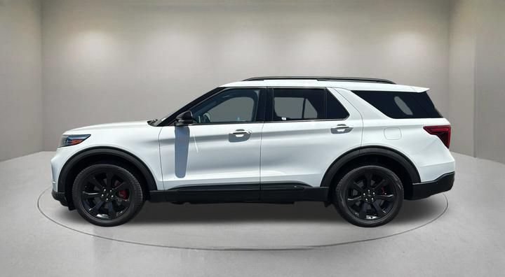 Certified 2021 Ford Explorer ST w/ Equipment Group 401A AWD/4WD image 5