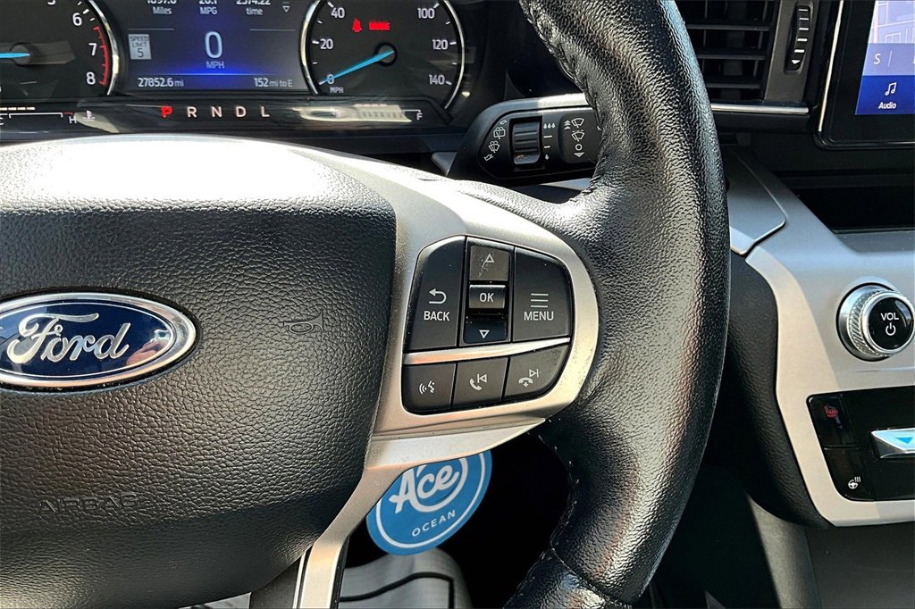 Certified 2022 Ford Explorer XLT w/ Equipment Group 202A image 18