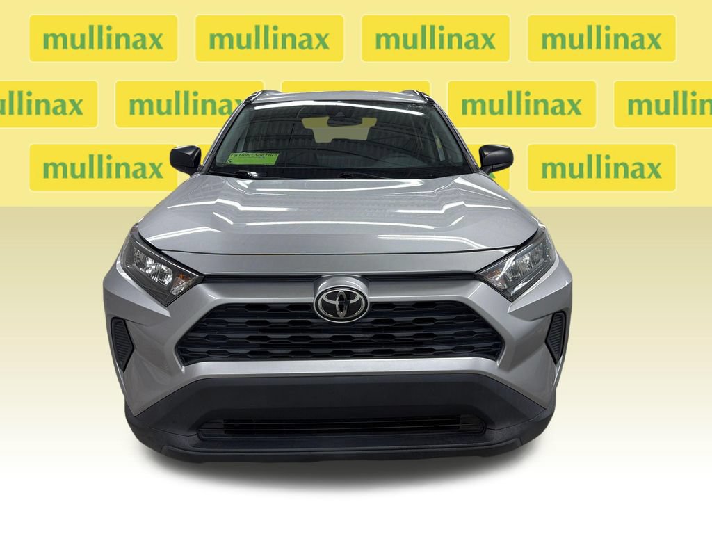 Used 2020 Toyota RAV4 LE FWD image 15