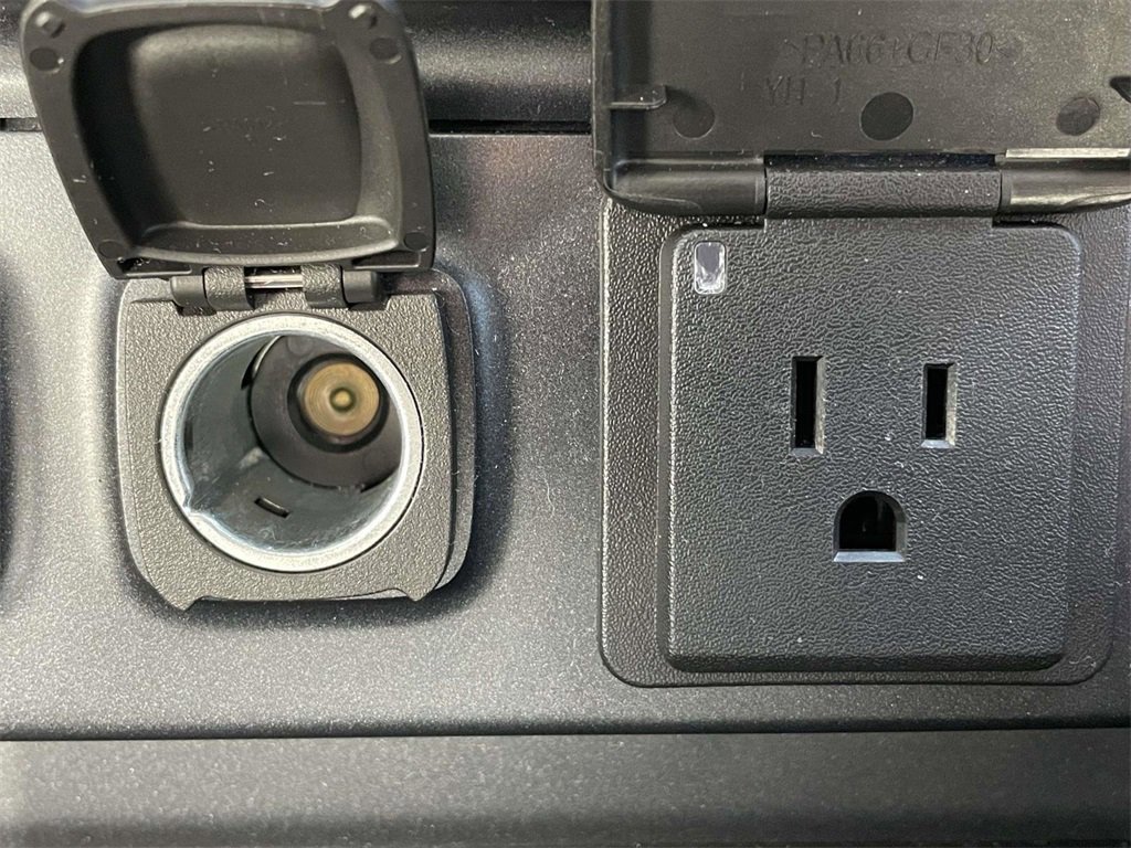 Used 2018 GMC Sierra 1500 Denali w/ Denali Ultimate Package image 23