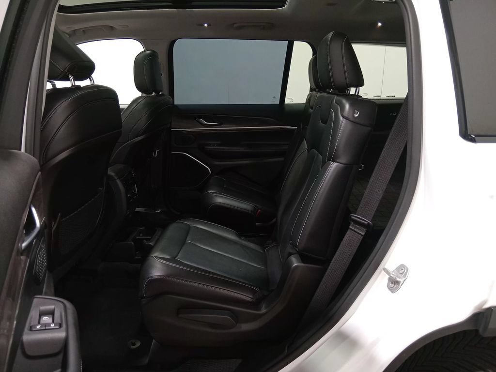 Used 2022 Jeep Grand Cherokee L Limited AWD/4WD image 14
