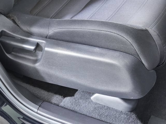 Used 2020 Honda CR-V LX image 14