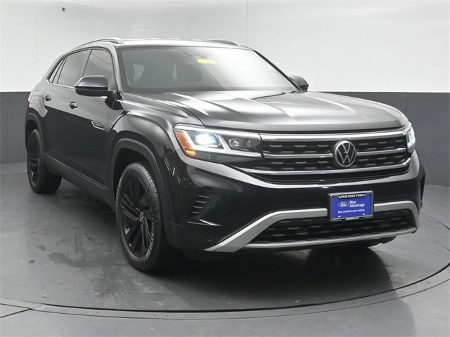Used 2022 Volkswagen Atlas Cross Sport SE w/ Black Wheel Package image 21