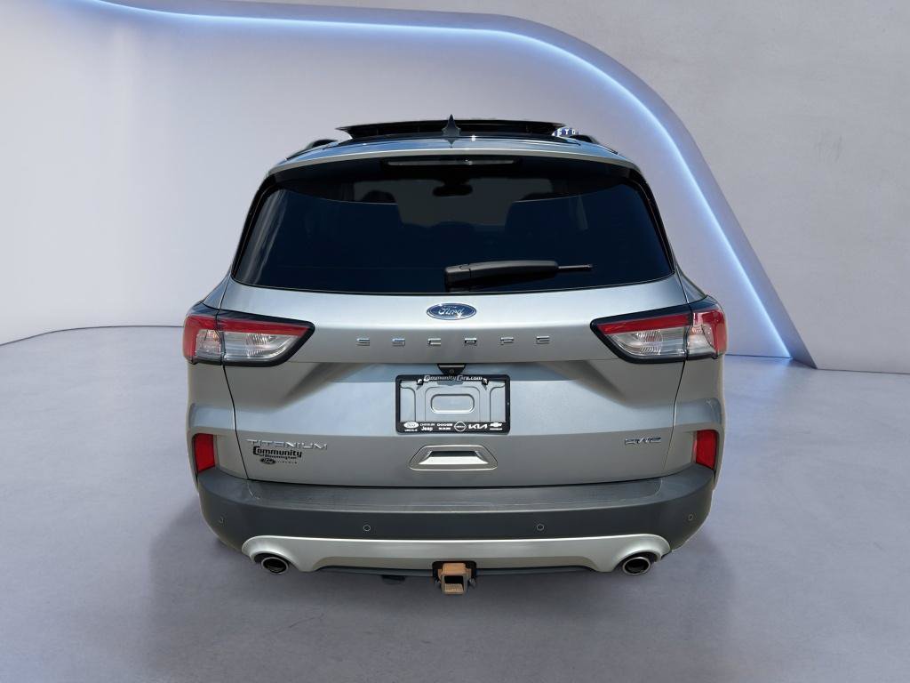Certified 2022 Ford Escape Titanium w/ Class II Trailer Tow Package AWD/4WD image 6