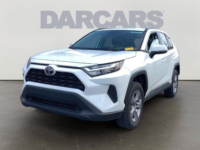 Used 2025 Toyota RAV4 XLE AWD/4WD image 8