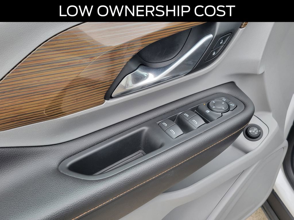 Used 2018 GMC Terrain SLE w/ Driver Convenience Package image 18