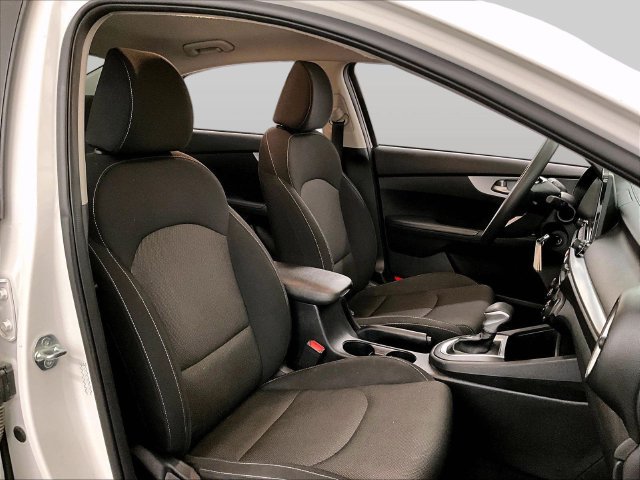 Used 2024 Kia Forte LXS FWD image 7