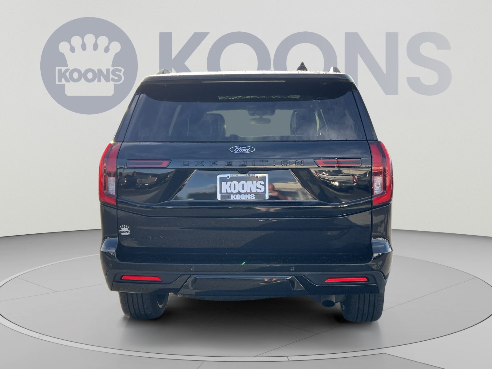 Certified 2026 Ford Expedition Platinum w/ Stealth Performance Package AWD/4WD image 5