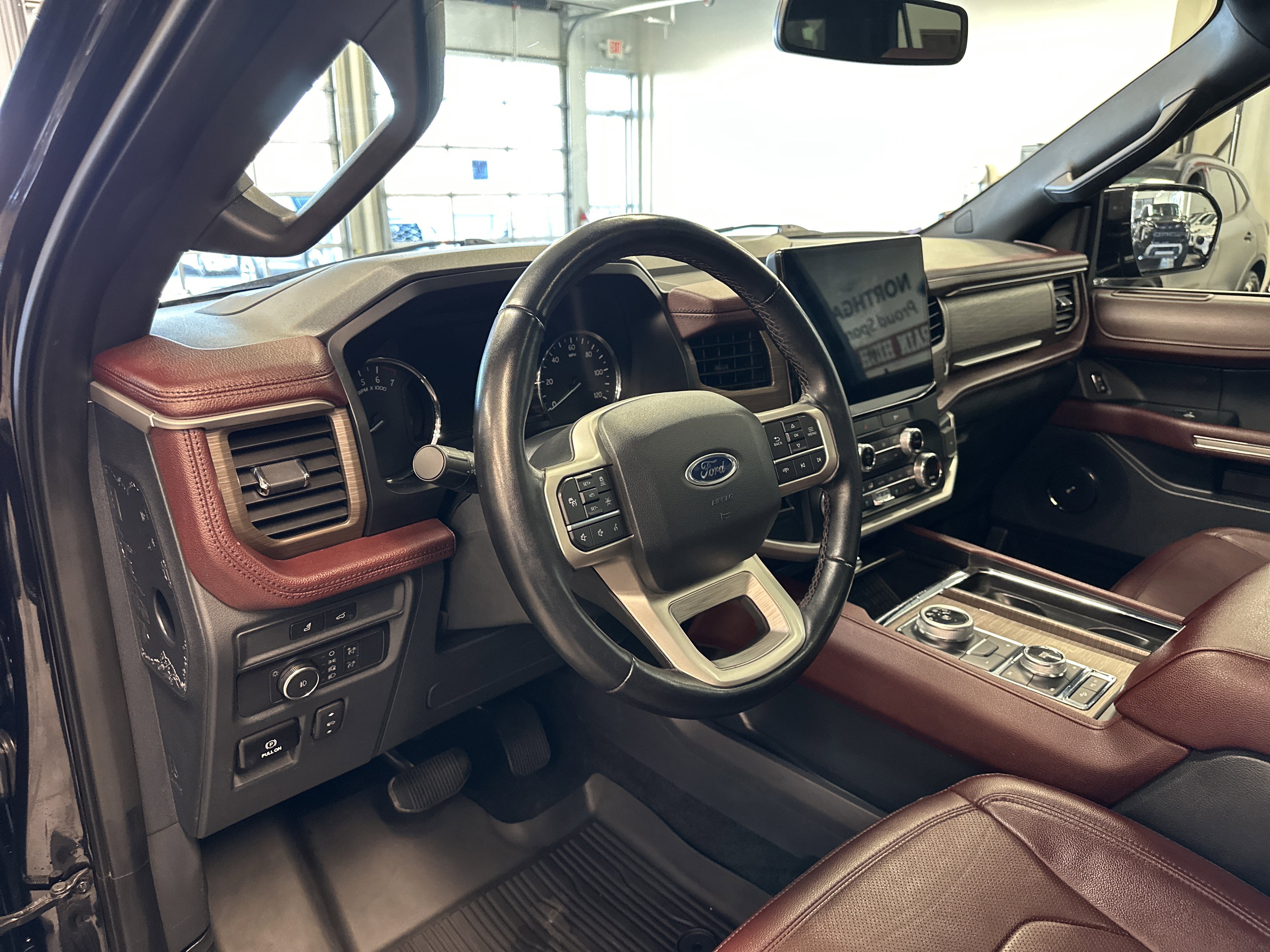 Certified 2022 Ford Expedition Max Limited image 27