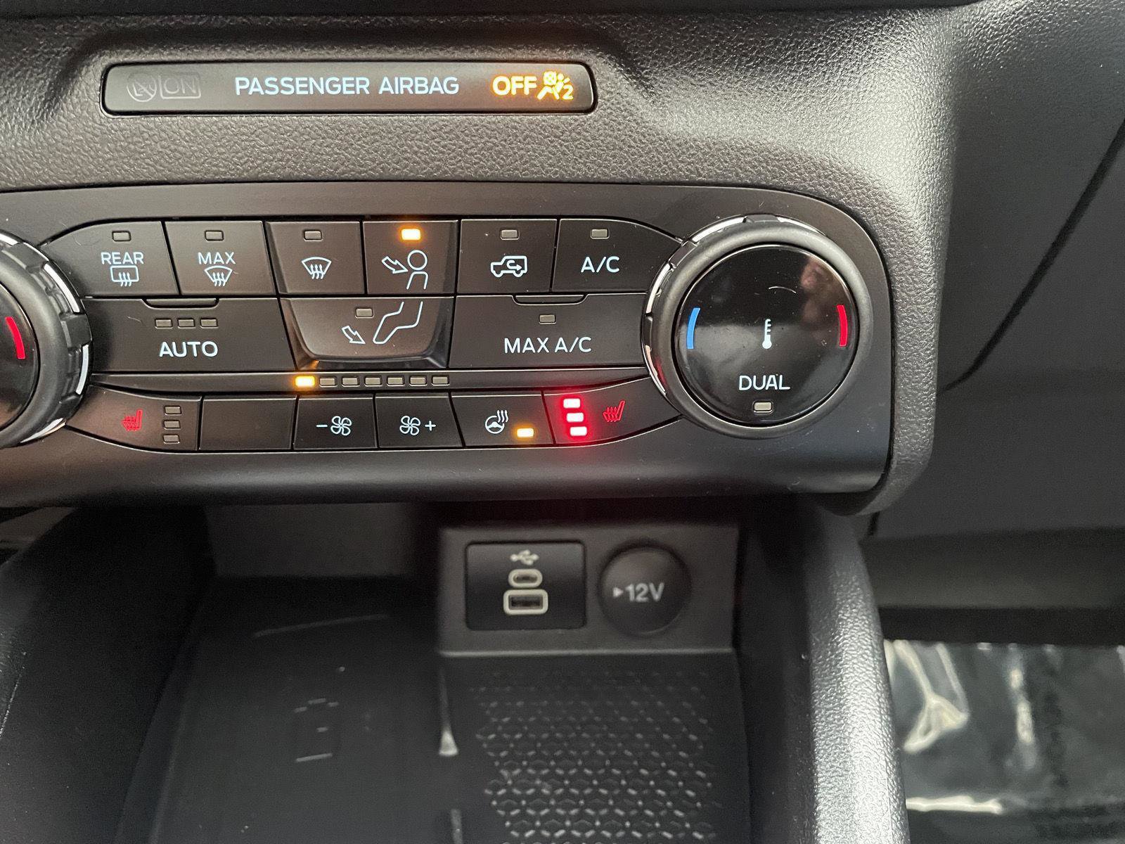 Certified 2024 Ford Bronco Sport Outer Banks w/ Tech Package AWD/4WD image 27
