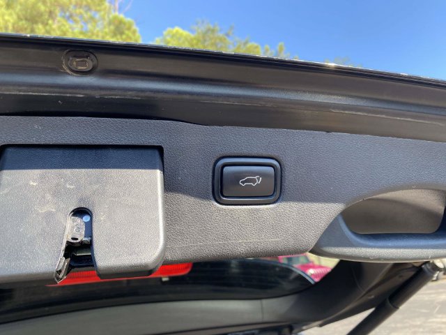Used 2020 Kia Sorento EX FWD image 27