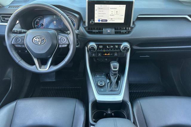 Used 2024 Toyota RAV4 XLE Premium image 3