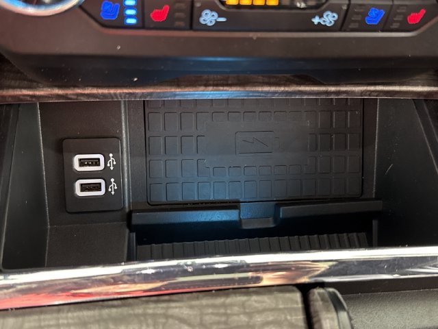 Certified 2019 Ford Expedition Limited w/ Equipment Group 302A AWD/4WD image 18