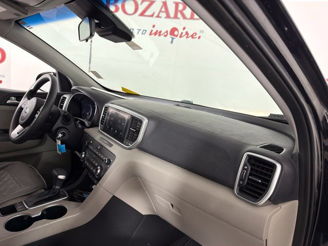 Used 2020 Kia Sportage LX w/ LX Popular Package AWD/4WD image 17