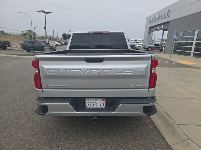 Used 2019 Chevrolet Silverado 1500 Custom w/ Trailering Package AWD/4WD image 4