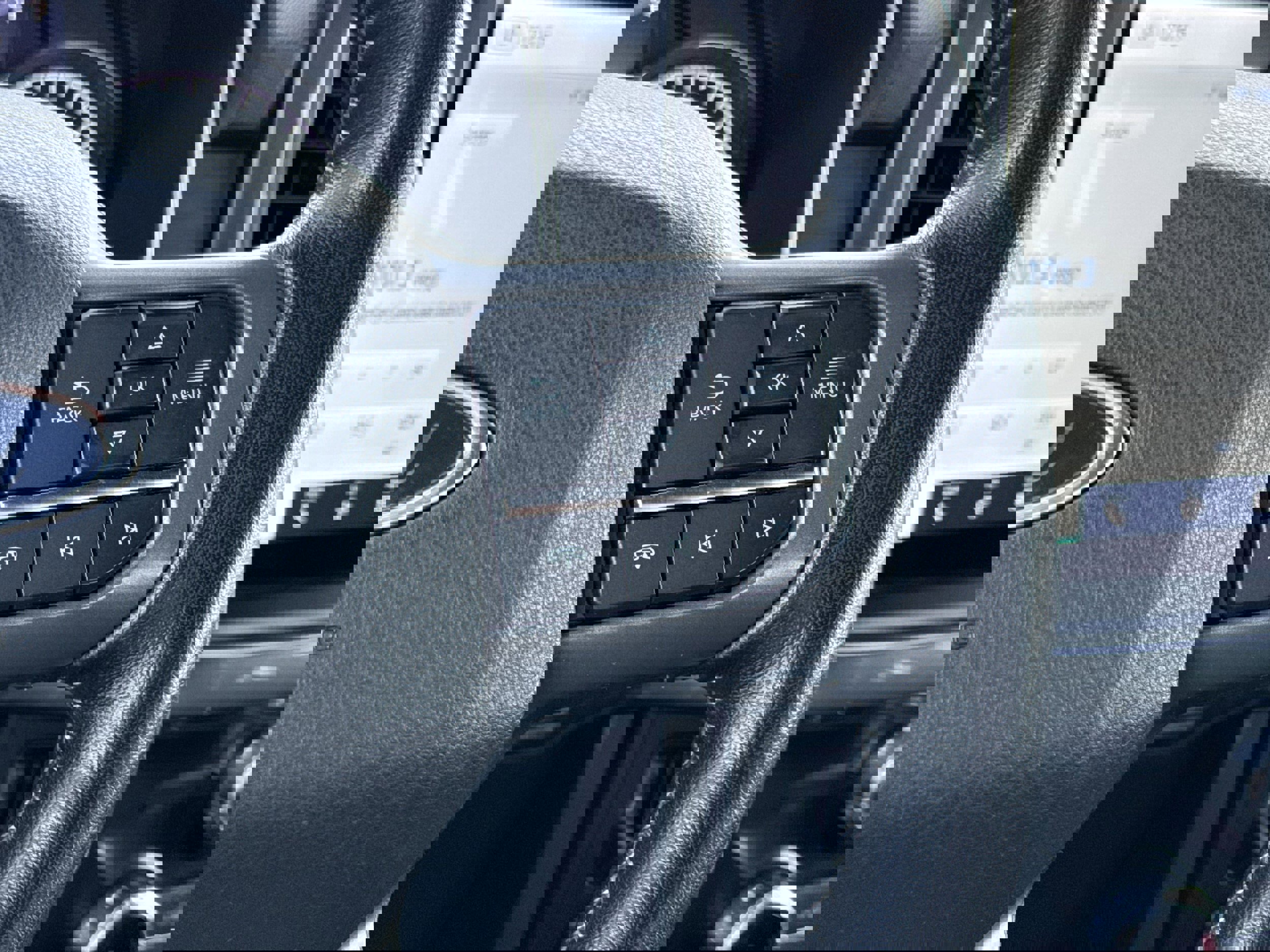 Certified 2022 Ford F150 XLT w/ Equipment Group 302A High image 18