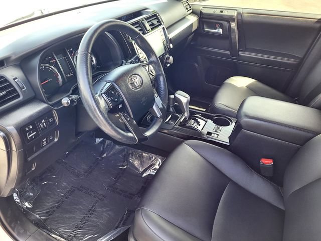 Used 2023 Toyota 4Runner TRD Off-Road Premium w/ Moonroof Package AWD/4WD image 10