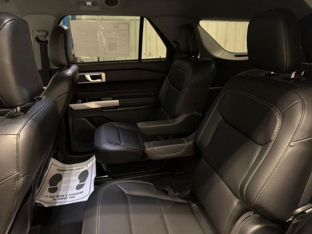 Certified 2024 Ford Explorer XLT w/ Equipment Group 202A AWD/4WD image 21