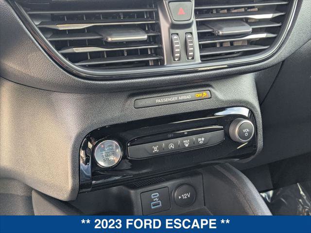 Certified 2023 Ford Escape ST-Line w/ Tech Pack #1 image 17