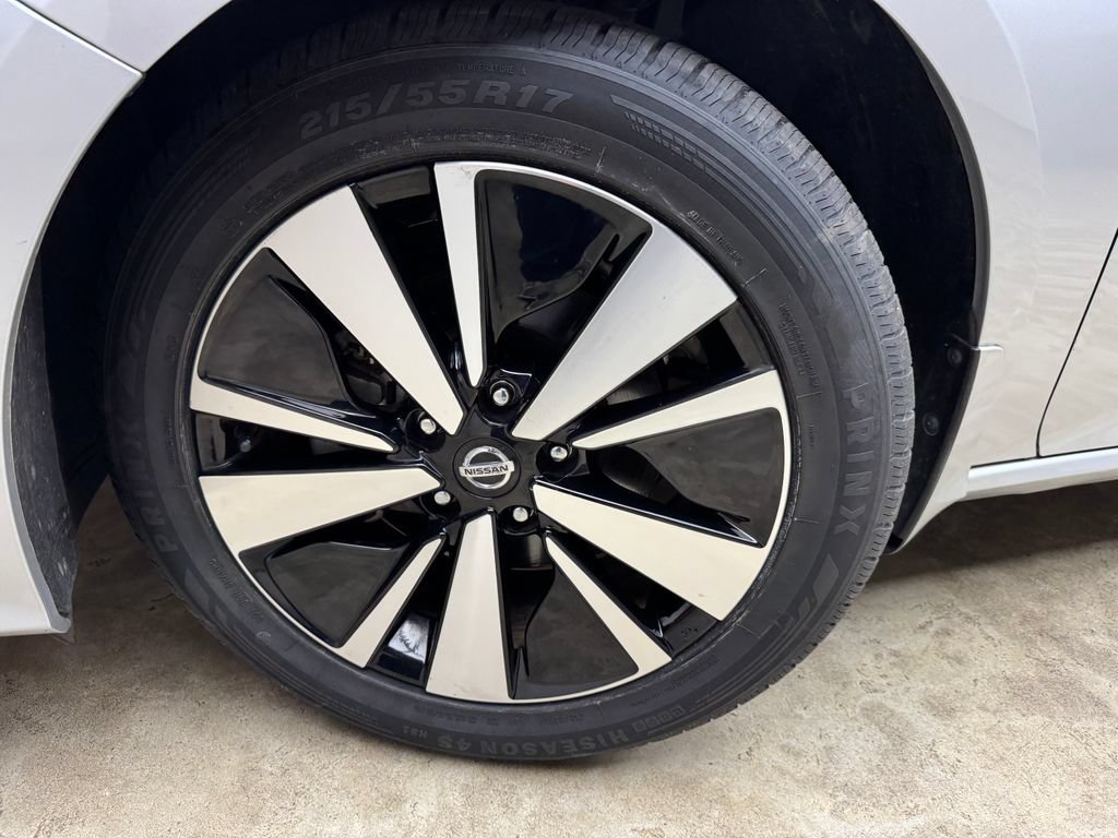 Used 2022 Nissan Altima 2.5 SV w/ SV Premium Package AWD/4WD image 29