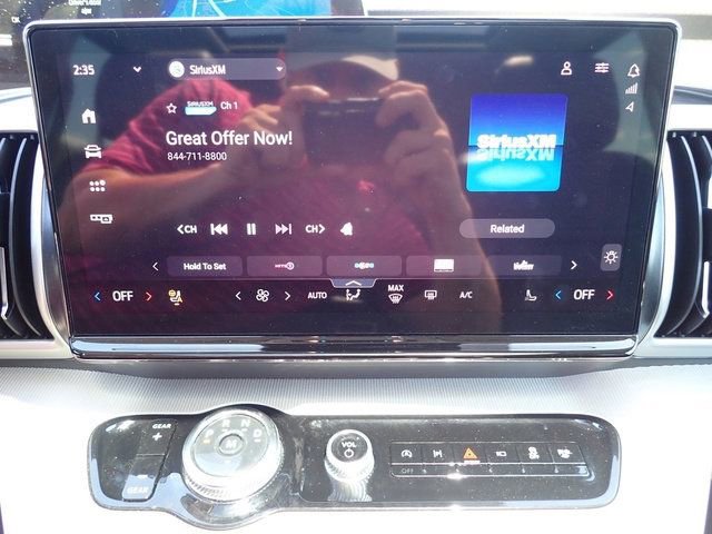 Certified 2025 Ford Expedition Max Active RWD image 29
