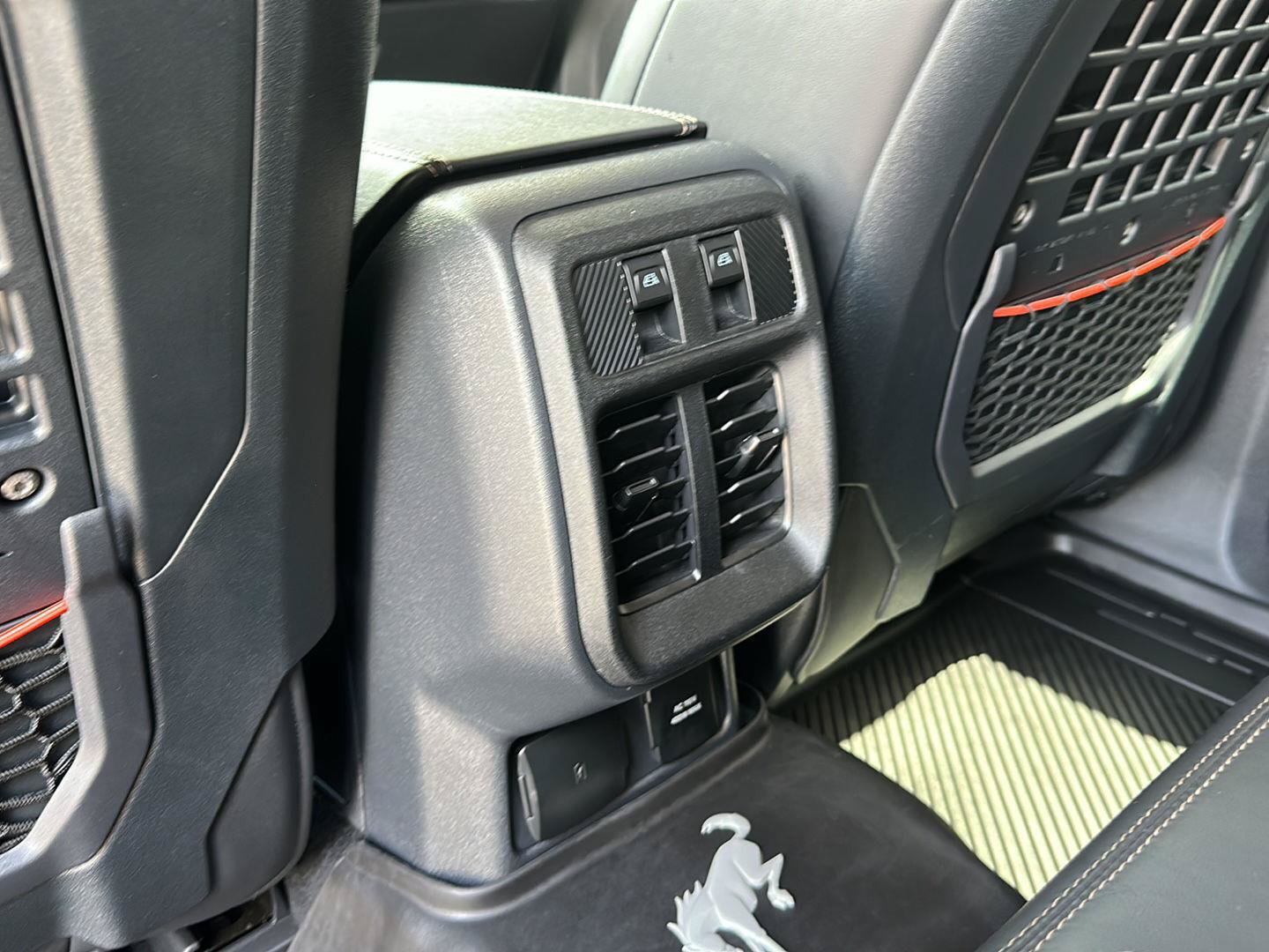 Certified 2025 Ford Bronco Raptor w/ Interior Carbon Fiber Pack AWD/4WD image 27