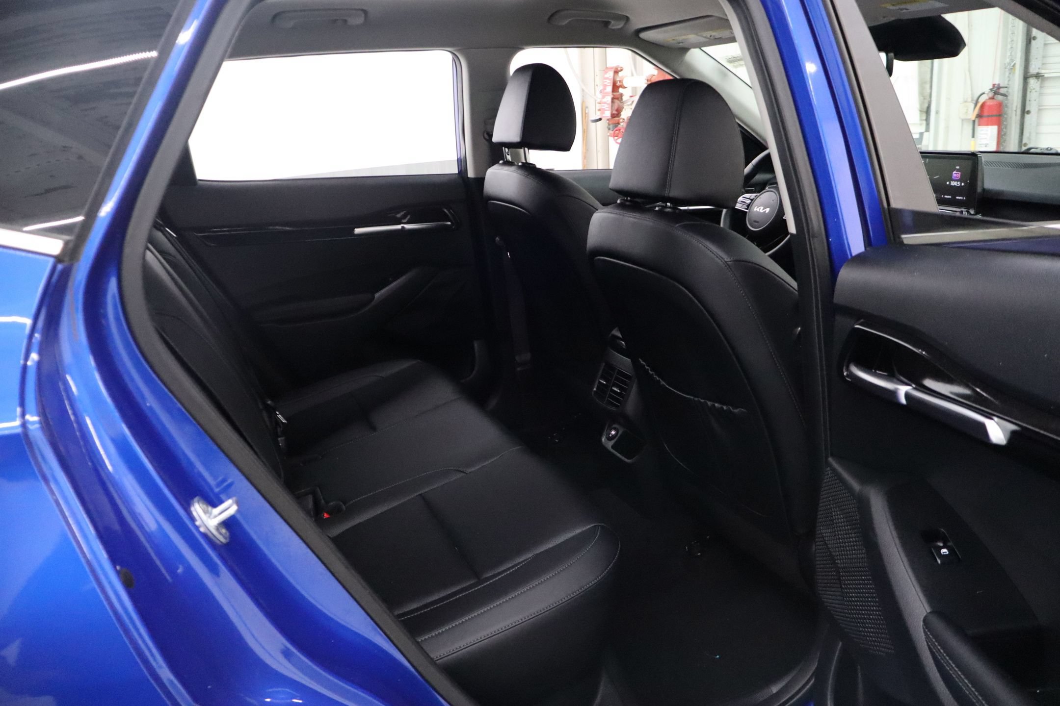 Used 2023 Kia Seltos SX AWD/4WD image 27