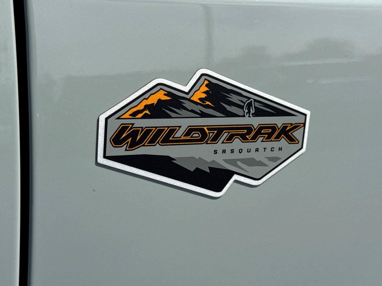 Certified 2023 Ford Bronco Wildtrak AWD/4WD image 8